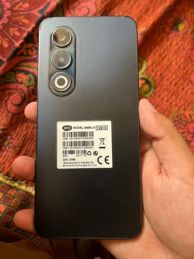 itel S25 for sale full box 10 month se zyada warrenty hai abhi all ok