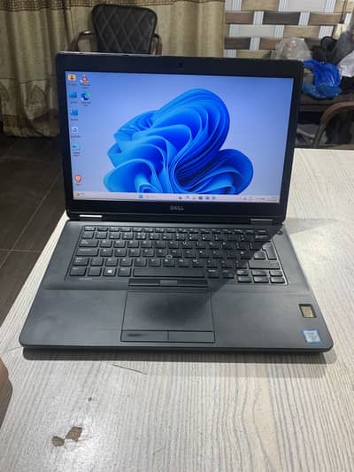 Dell Latitude 5470 |Core i5 6 generation| 8gb/256gb