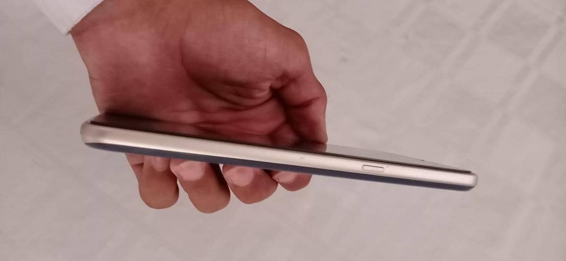 Mobile 1