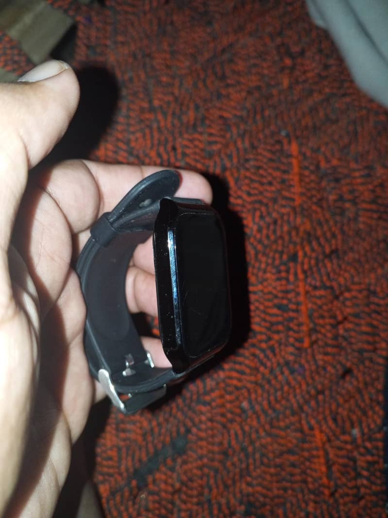 Smart watch 0