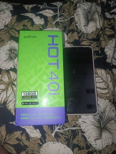 Infinix Hot 40i box charge yes all ok 8/128