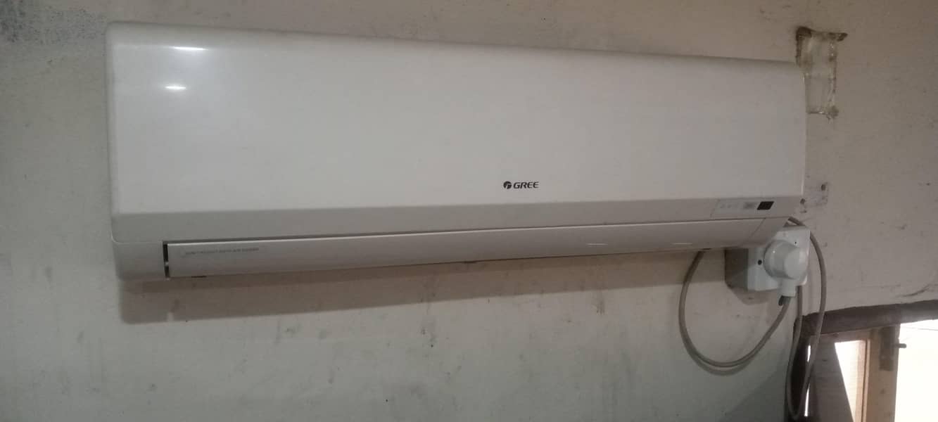 Gree Ac simple 1 ton 3