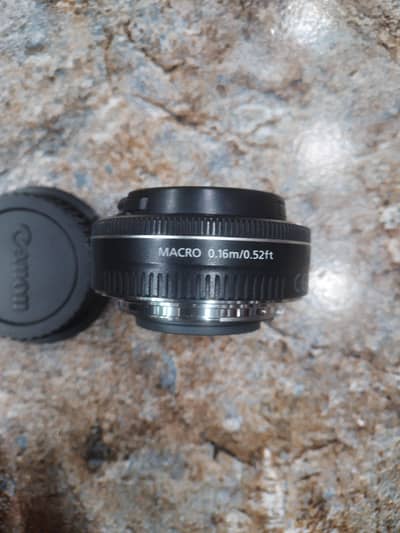 canon 24mm 2.8 lens