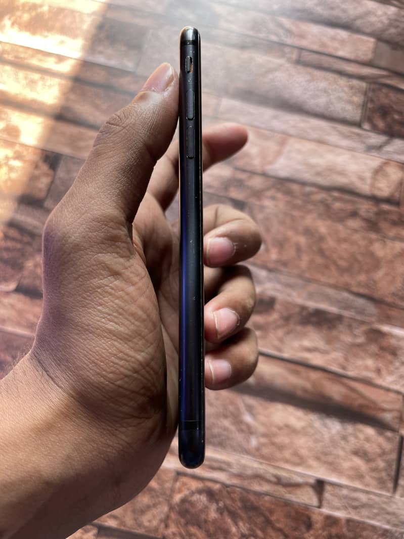 Apple iPhone 7 5