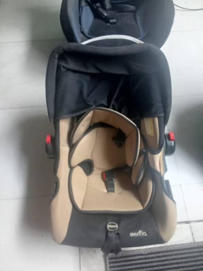 Evenflo baby car seat