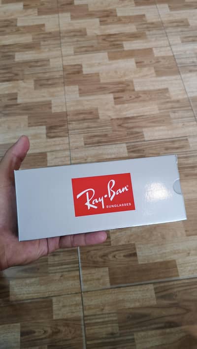 Ray-Ban wayfarer sunglasses