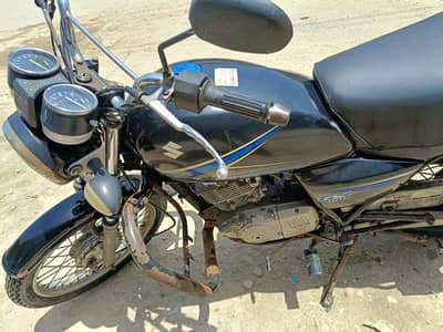 Suzuki GS 150 2017