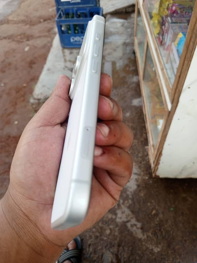 iPhone 17 Pro 3