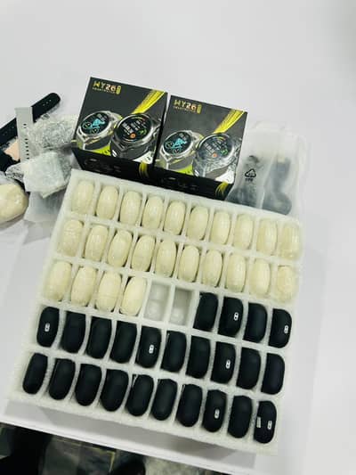 AIRPODS pro at whole sale price   7 days check warenty