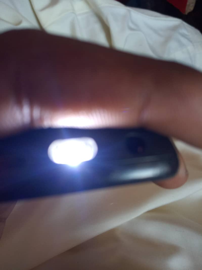 NOKIA 106 8