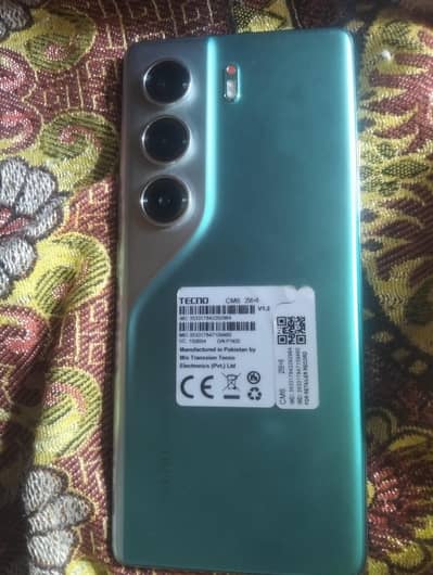 Tecno camon 40 pro 8+8 256