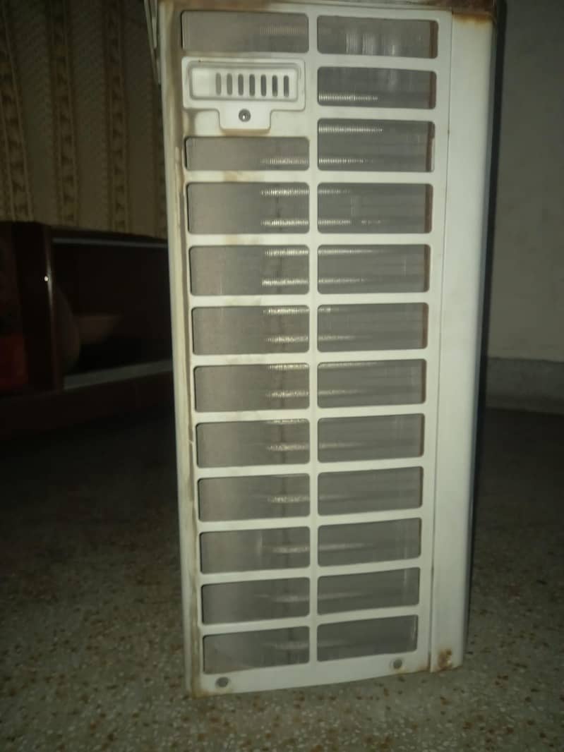 Mitsubishi Split 2