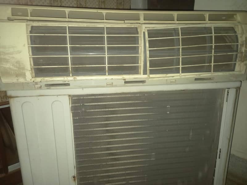 Mitsubishi Split 6