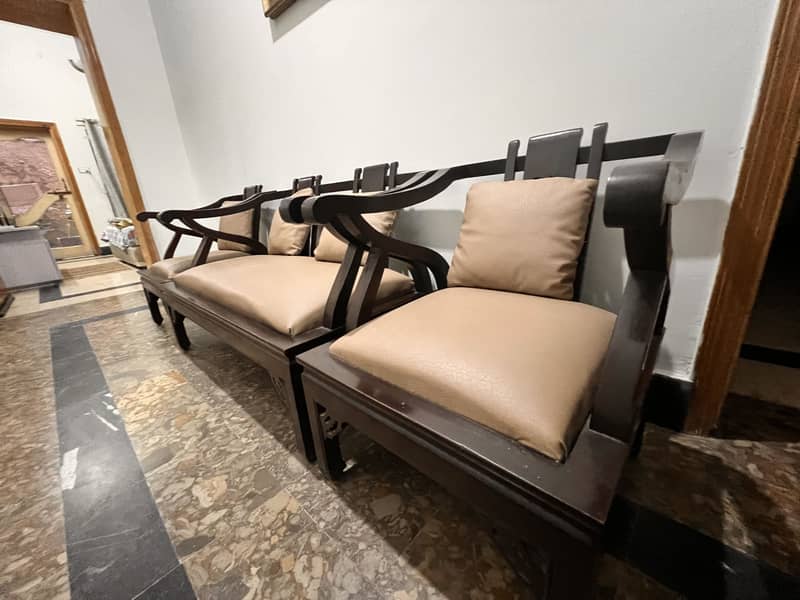 4 seater 1