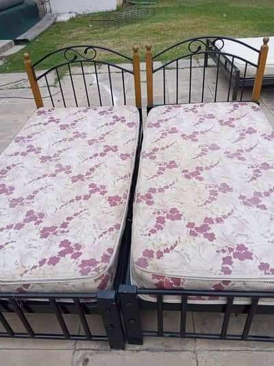 black 2 set iron bed with sofa