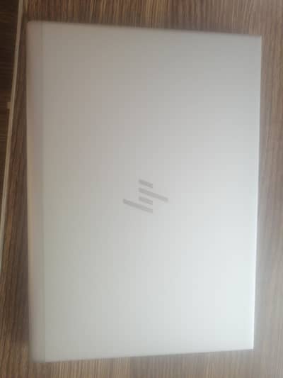 hp elite book 840 G5 8th generation