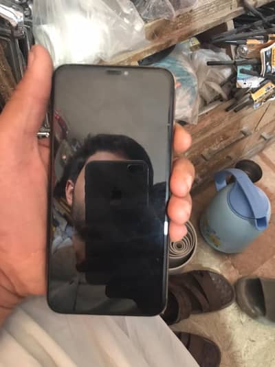 iPhone