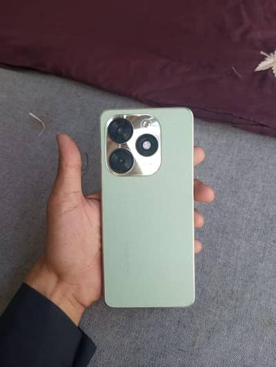 Tecno spark 20c
