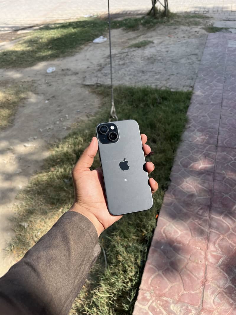 iPhone 15 0