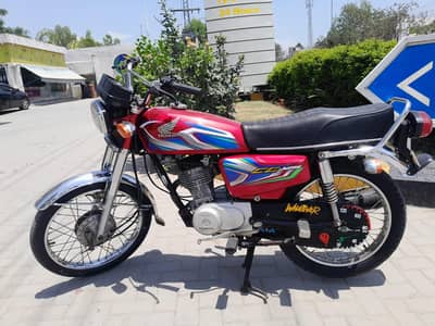 Honda 125 All Punjab nbr 21/22 model total original bike