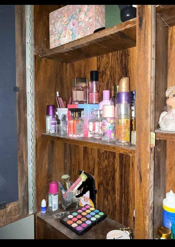 Dressing Table 1