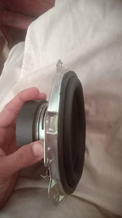 JBL 2piec available high quality subwoofer