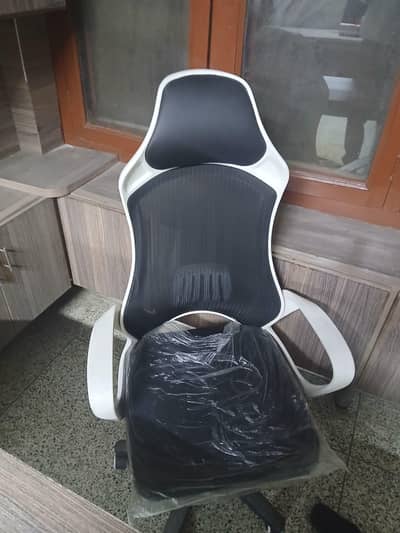 6 chairs like new