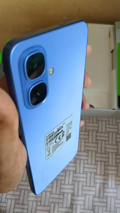 Infinix Smart 10 4+4+64
