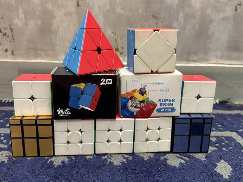 11 rubix cubes 0