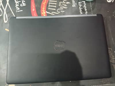 Dell latitude E5570