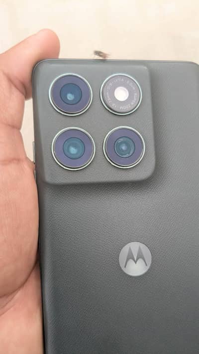 Motorola Edge 2025