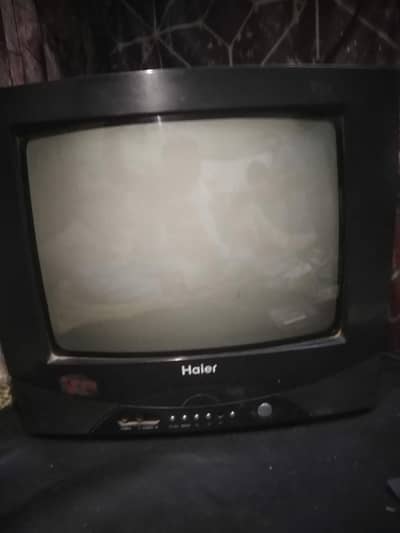 14 inches Tv