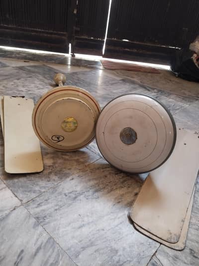 2 pieces ceiling fans good condition