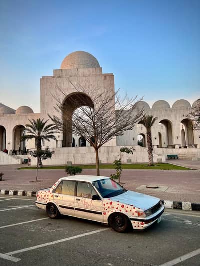 Corolla 86