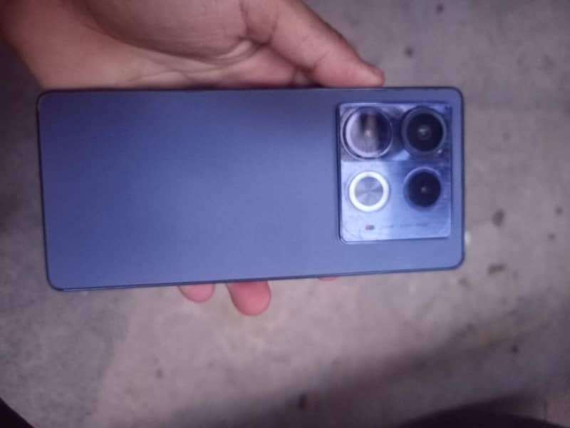 infinix note 40 panel crack 0