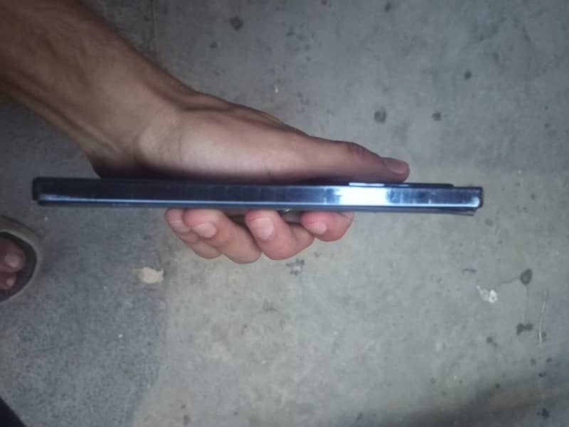 infinix note 40 panel crack 1