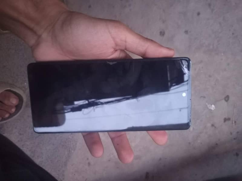 infinix note 40 panel crack 4