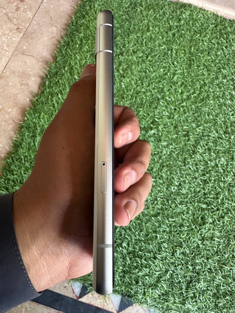 Google pixel 7 A 3