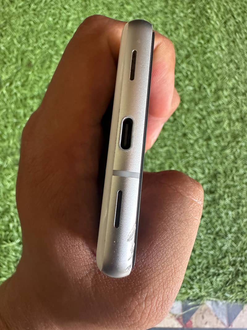 Google pixel 7 A 5