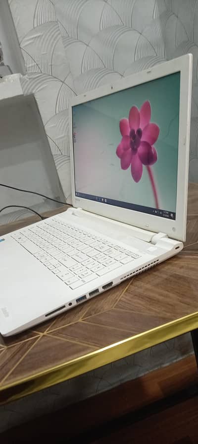 Toshiba Satellite Core i3 4th Gen