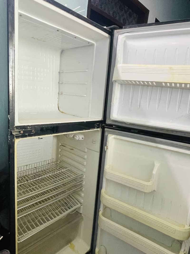 refrigerator 1