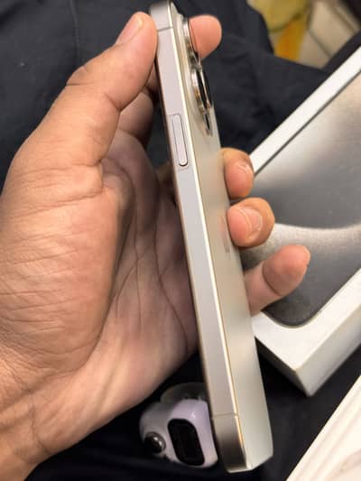 15 Pro Max ( 1TB)
