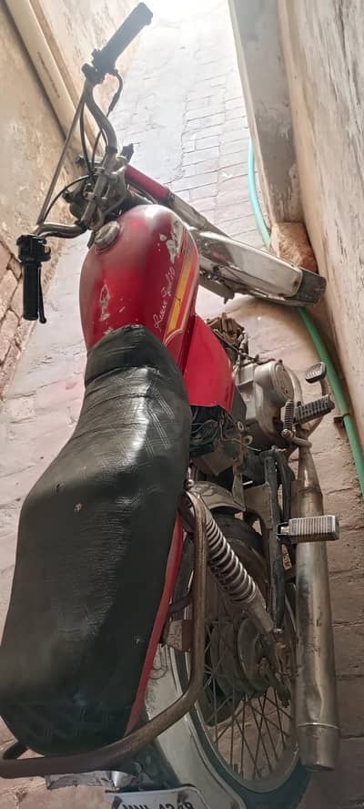 Hero bike 35000 urgent sale
