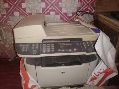 HP Laser jet M2727 nf