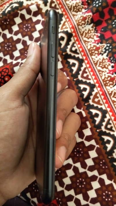 I phone 7 for sale condition 10 by 9 non PTA water park genuine