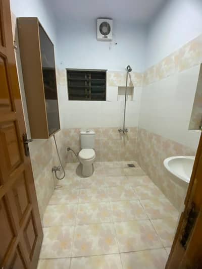 G-13/4 ground portion for rent 10 marla