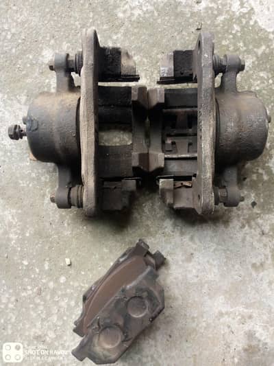 brake pads and brake drum