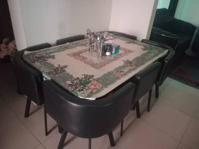 dining table set , 6 chairs good contion