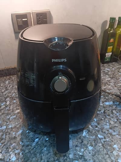 Philips Airfryer (model HD9220)