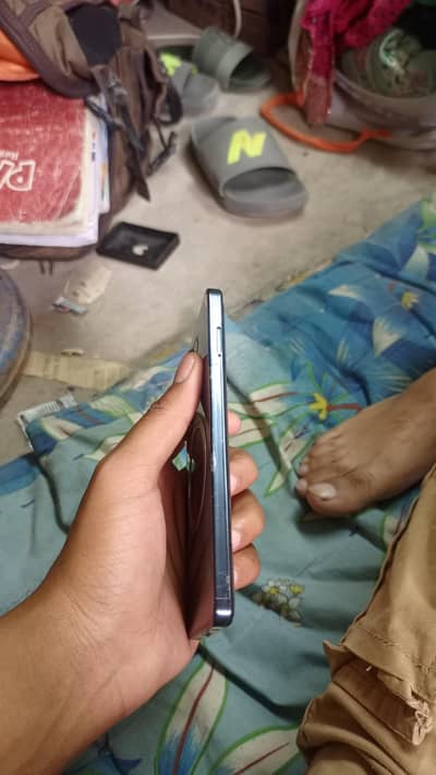 tecno cammon 20 original charger and box condition 10/9 family use pho